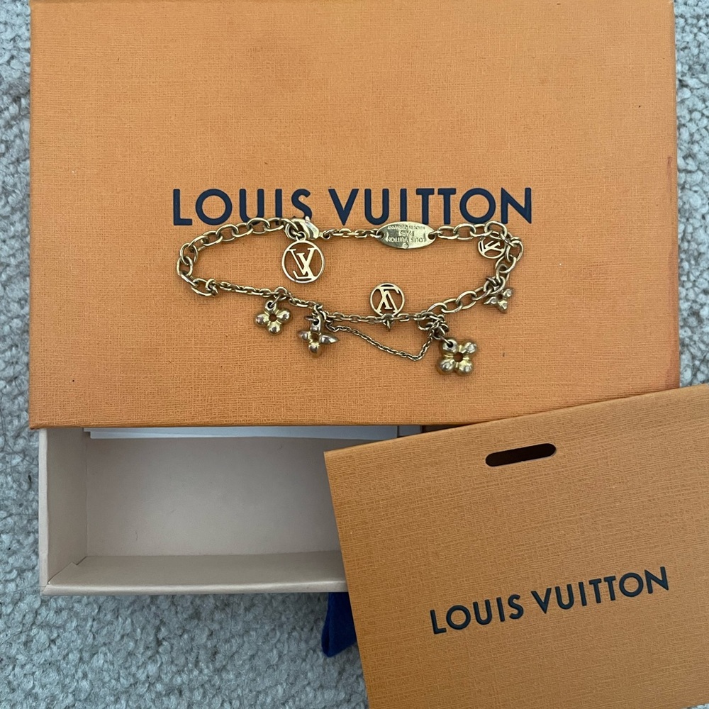 Louis Vuitton Blooming Supple Bracelet